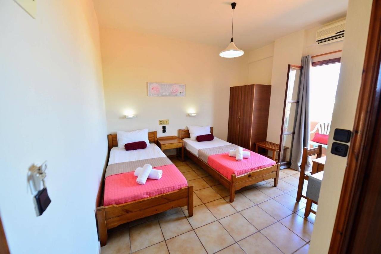 Vergas Hotel Malia Buitenkant foto